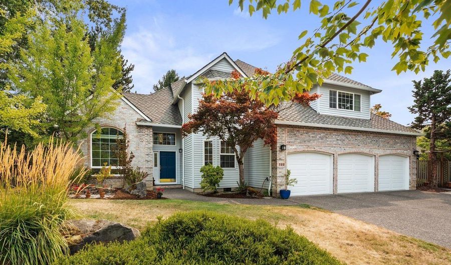 500 NW PACIFIC GROVE Dr, Beaverton, OR 97006 - 4 Beds, 3 Bath