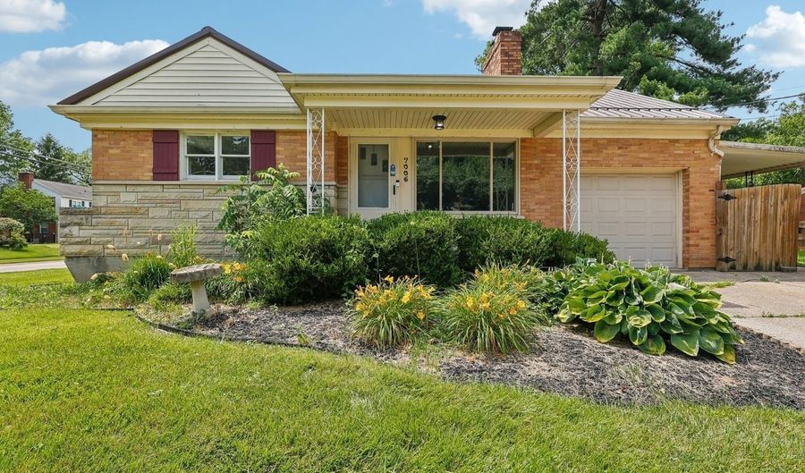 7006 Moorfield Dr, Anderson Twp., OH 45230 - 4 Beds, 3 Bath