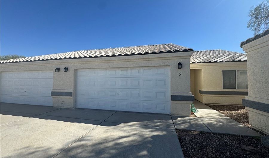 3442 Sunriver Rd, Bullhead City, AZ 86429 - 2 Beds, 2 Bath