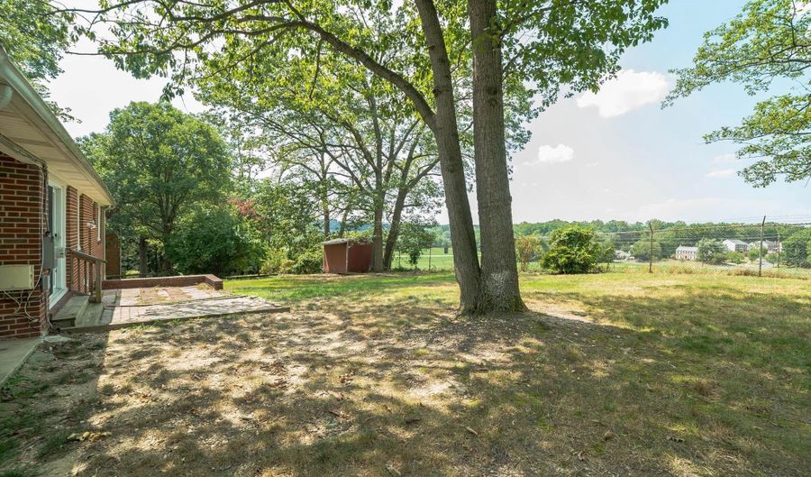 10412 43RD Ave, Beltsville, MD 20705 - 4 Beds, 3 Bath