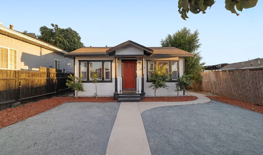 1244 Nadeau St, Los Angeles, CA 90001 - 2 Beds, 2 Bath