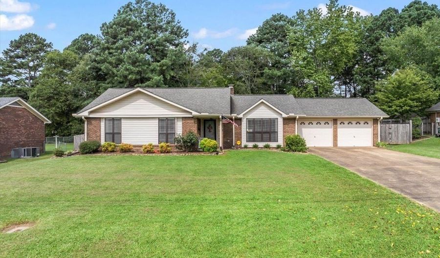 325 Ohara Dr, Albertville, AL 35950 - 3 Beds, 2 Bath