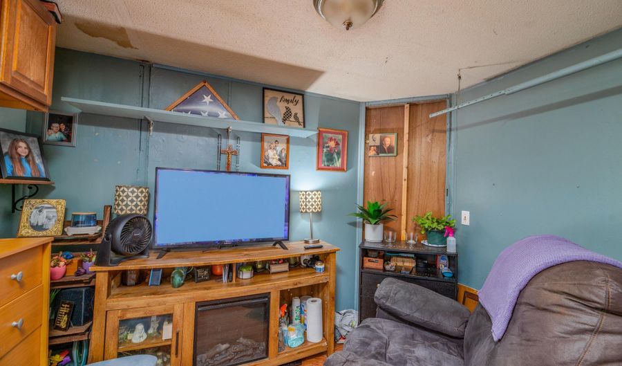 2970 N Belfast Ave, Augusta, ME 04330 - 2 Beds, 1 Bath