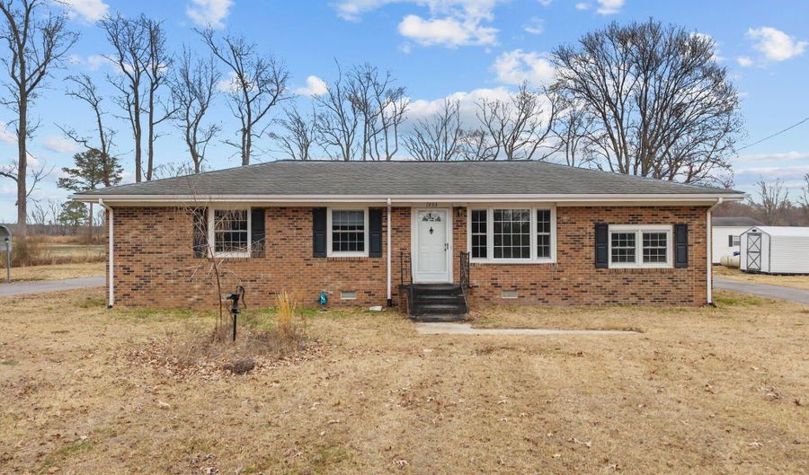 7293 County Home Rd, Ayden, NC 28513 - 3 Beds, 2 Bath