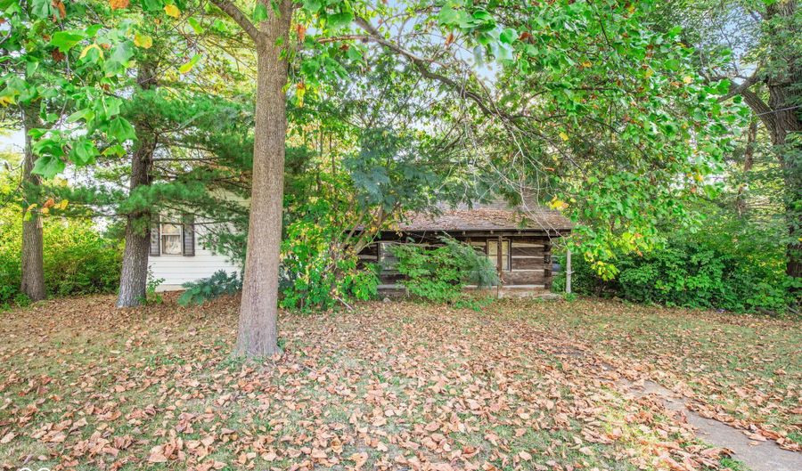 729 N County Road 900 E, Avon, IN 46123 - 3 Beds, 1 Bath