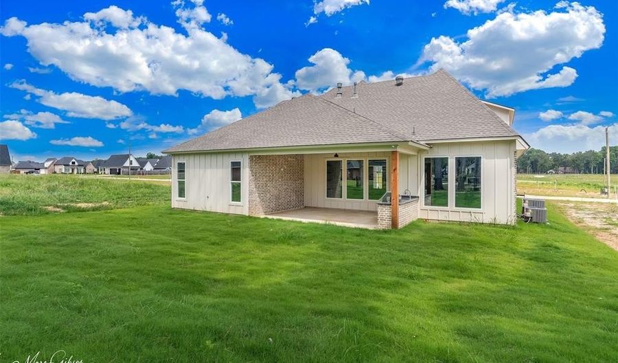 192 St Andrews Ln, Benton, LA 71006 - 4 Beds, 3 Bath