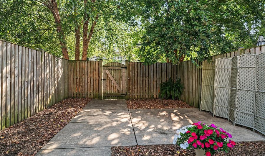 7 GEORGETOWN Ct, Annapolis, MD 21403 - 3 Beds, 2 Bath