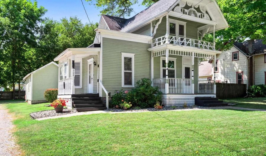 308 E Broad St, Angola, IN 46703 - 3 Beds, 2 Bath
