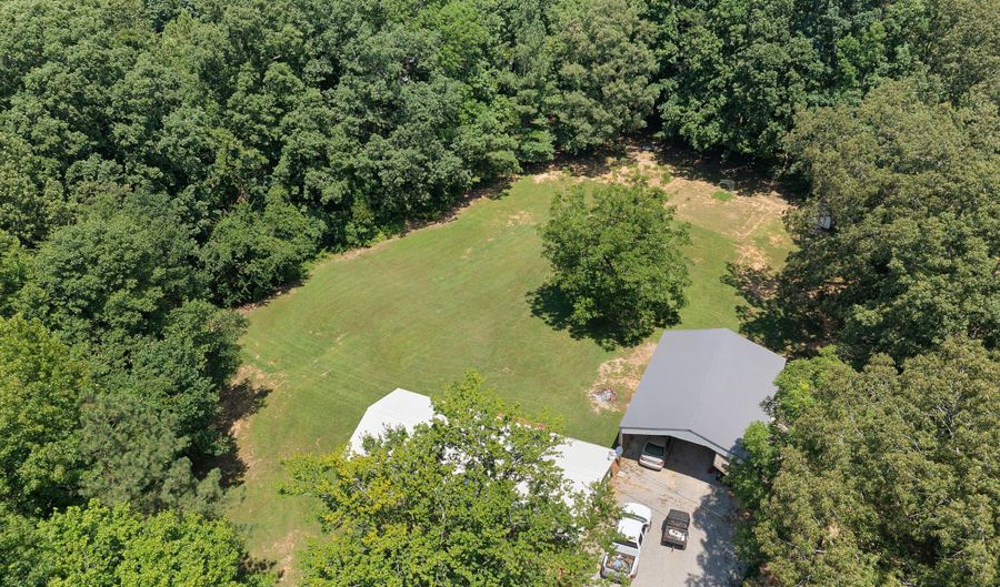 50 Price Rd, Beech Bluff, TN 38313 - 2 Beds, 2 Bath