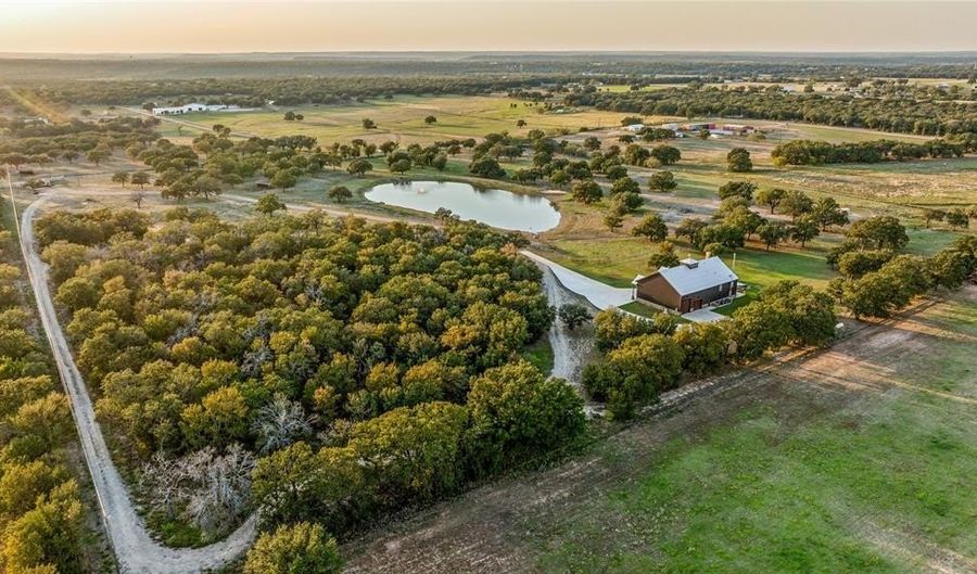1747 Cool Junction Rd, Millsap, TX 76066 - 3 Beds, 3 Bath