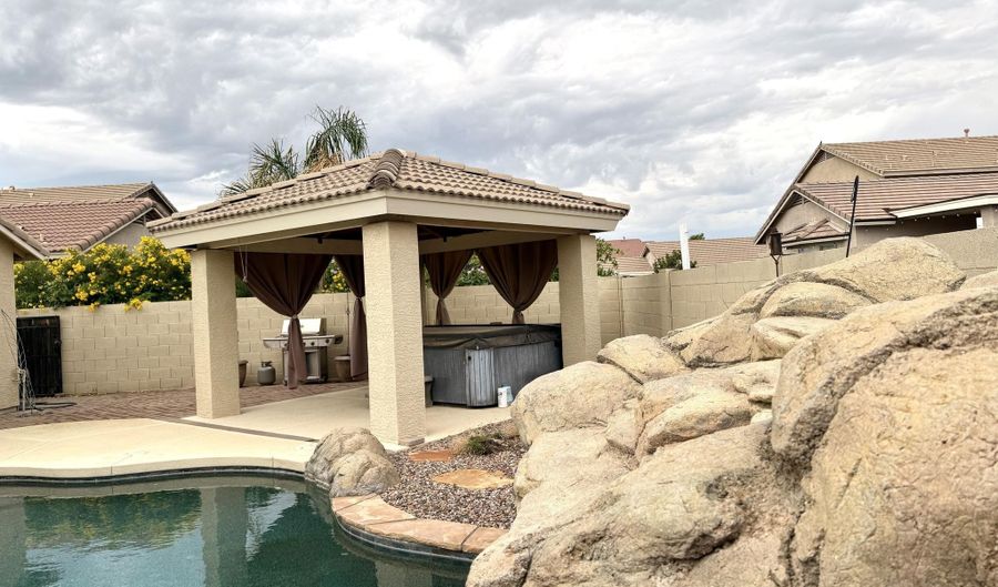 12360 W Yuma St, Avondale, AZ 85323 - 3 Beds, 2 Bath