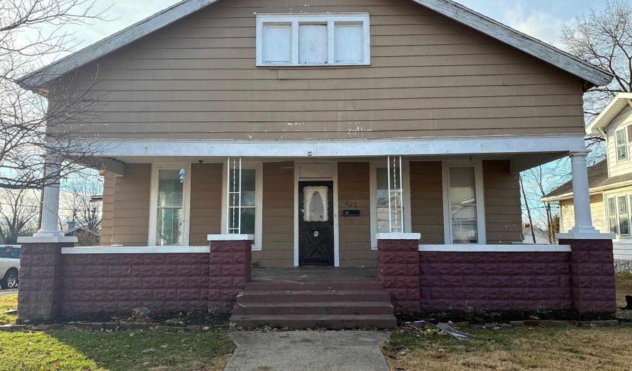 403 W 3rd St, Bicknell, IN 47512 - 3 Beds, 1 Bath
