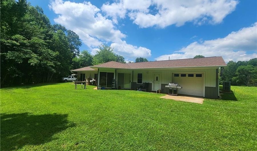 59 Pear Tree Ln, Ararat, VA 24053 - 3 Beds, 2 Bath