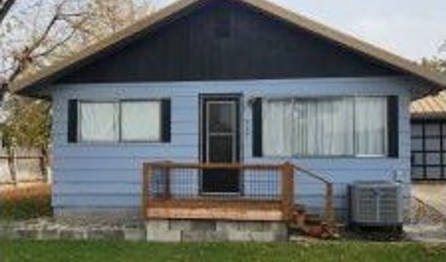 332 NW COLUMBIA Ave, Boardman, OR 97818 - 3 Beds, 1 Bath