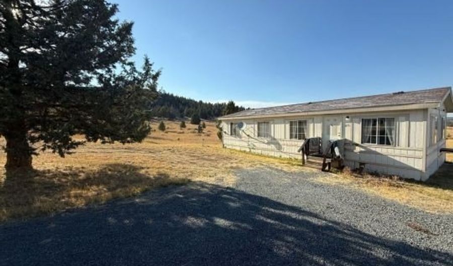 125 Valencia Rd, Alturas, CA 96101 - 2 Beds, 2 Bath