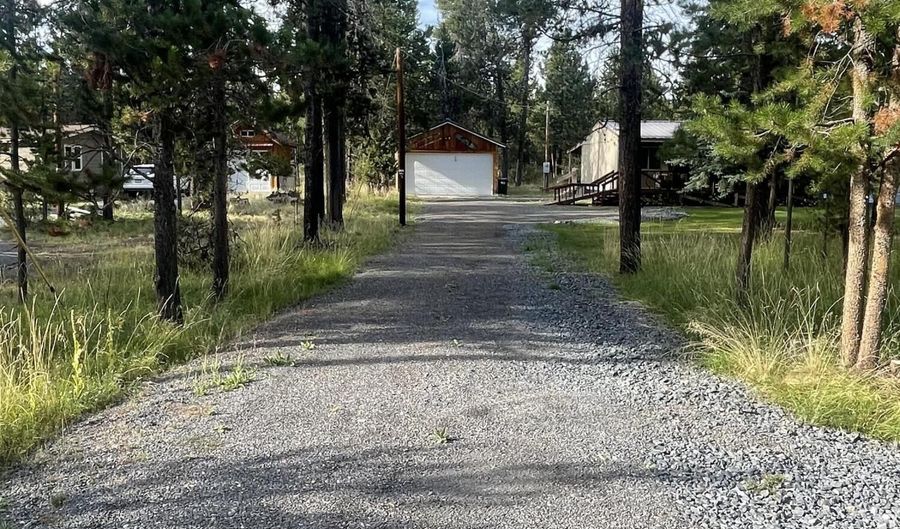 16700 Gross Dr, Bend, OR 97707 - 3 Beds, 2 Bath