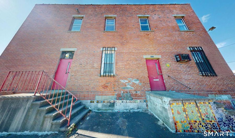 725 Housatonic Ave, Bridgeport, CT 06604 - 0 Beds, 0 Bath