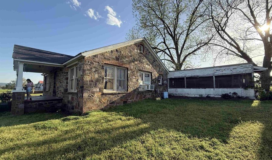 11249 Spring Creek Road Rd, Belleville, AR 72824 - 3 Beds, 1 Bath