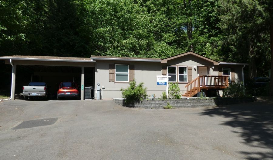 32700 SE LEEWOOD Ln 32, Boring, OR 97009 - 3 Beds, 2 Bath