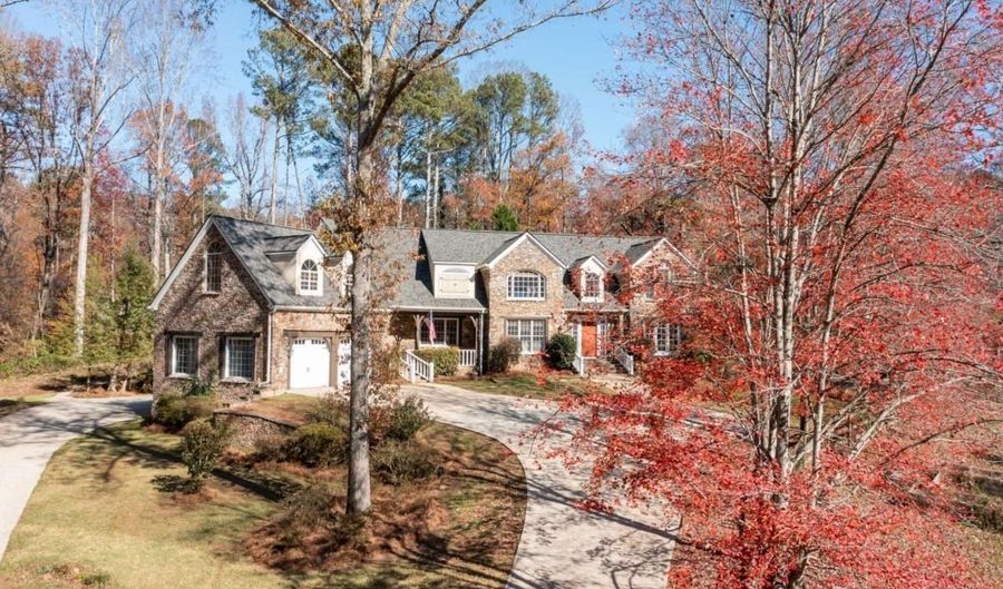 355 Clark Creek Pass, Acworth, GA 30102 - 5 Beds, 6 Bath