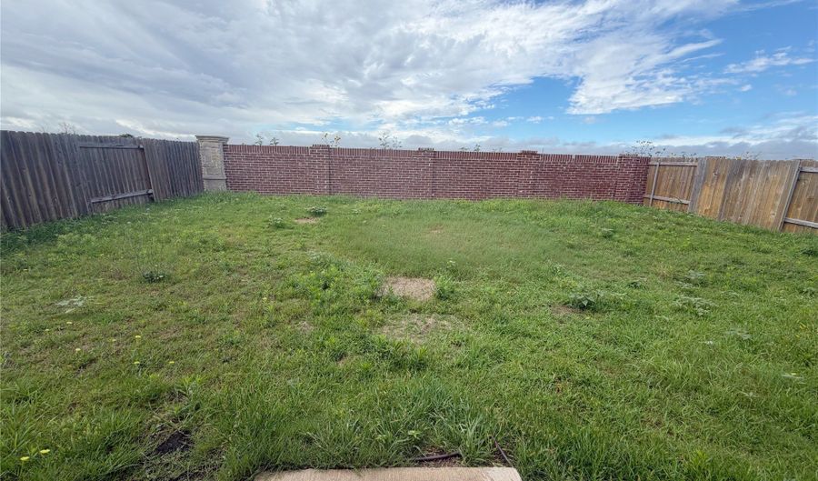 213 Aceves Ct, Anna, TX 75409 - 4 Beds, 2 Bath