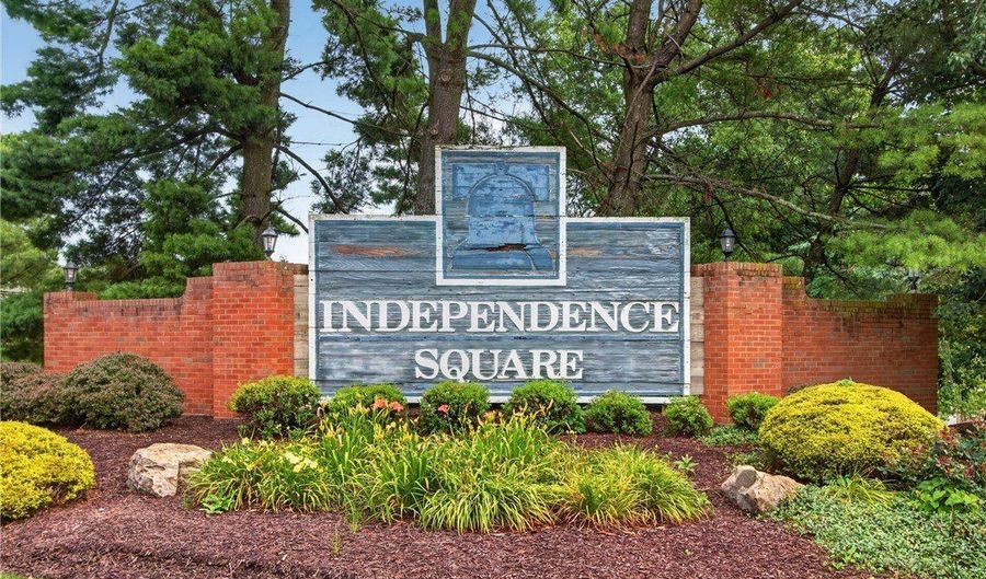 8101 Revere Pl, Aliquippa, PA 15001 - 2 Beds, 0 Bath