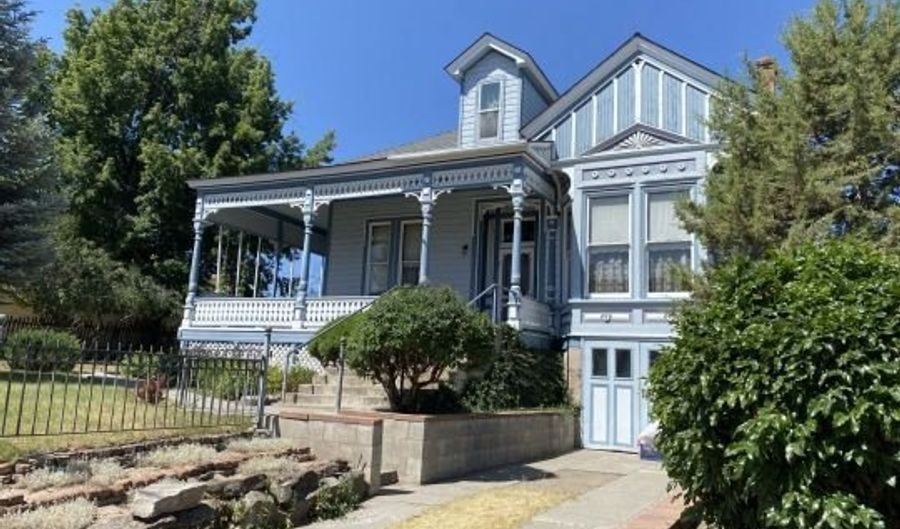 303 S Rine St, Alturas, CA 96101 - 3 Beds, 1 Bath