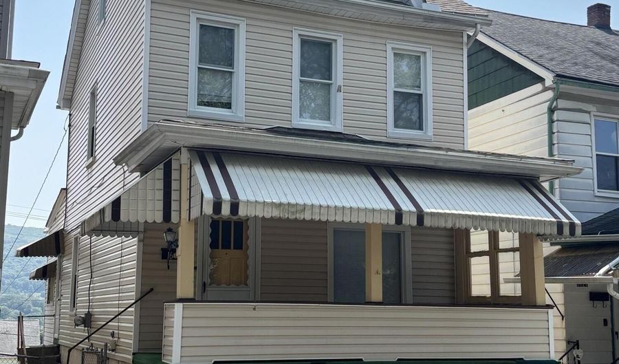 1619 Crawford Ave, Altoona, PA 16602 - 3 Beds, 2 Bath