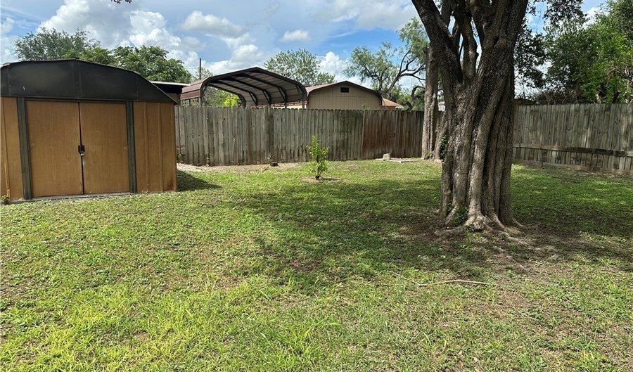 1411 Consuelo St, Alice, TX 78332 - 3 Beds, 1 Bath