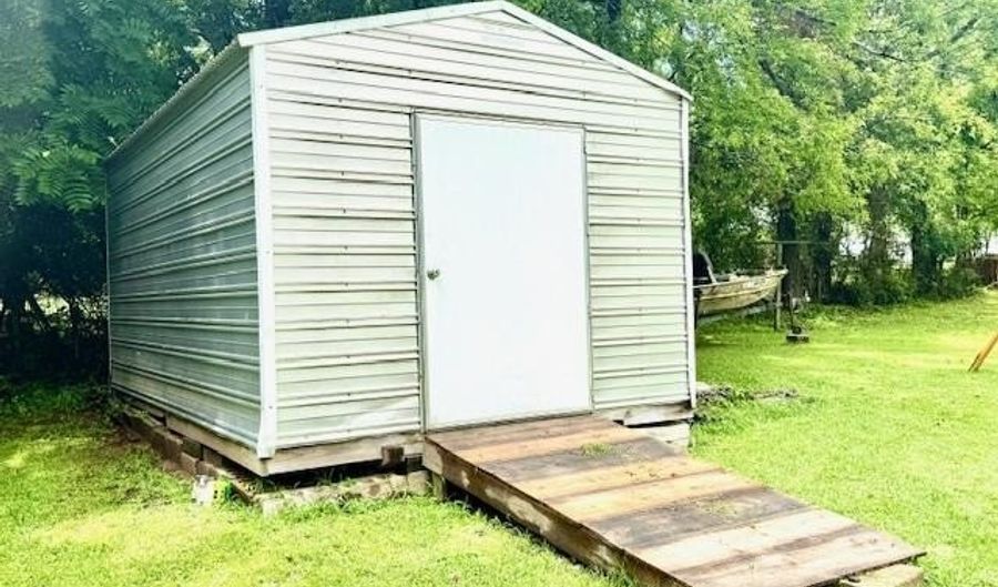 119 N 20th St, Arkadelphia, AR 71923 - 4 Beds, 2 Bath