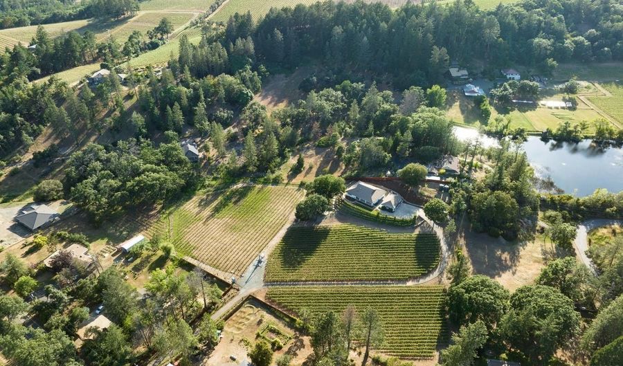 875 White Cottage Rd N, Angwin, CA 94508 - 3 Beds, 3 Bath