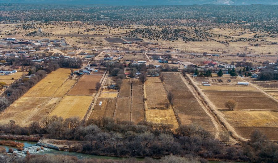 47 County Rd 41A, Alcalde, NM 87511 - 4 Beds, 3 Bath