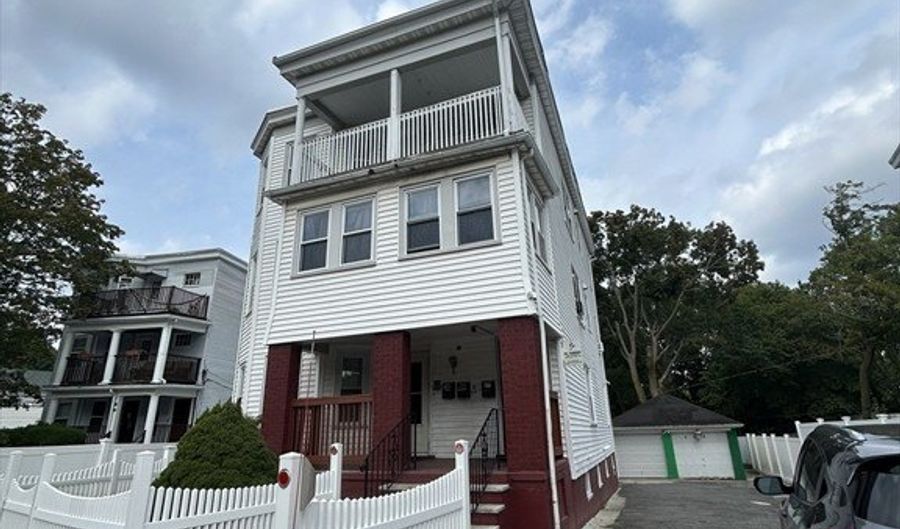 308 Cummins Hwy 1, Boston, MA 02131 - 3 Beds, 1 Bath