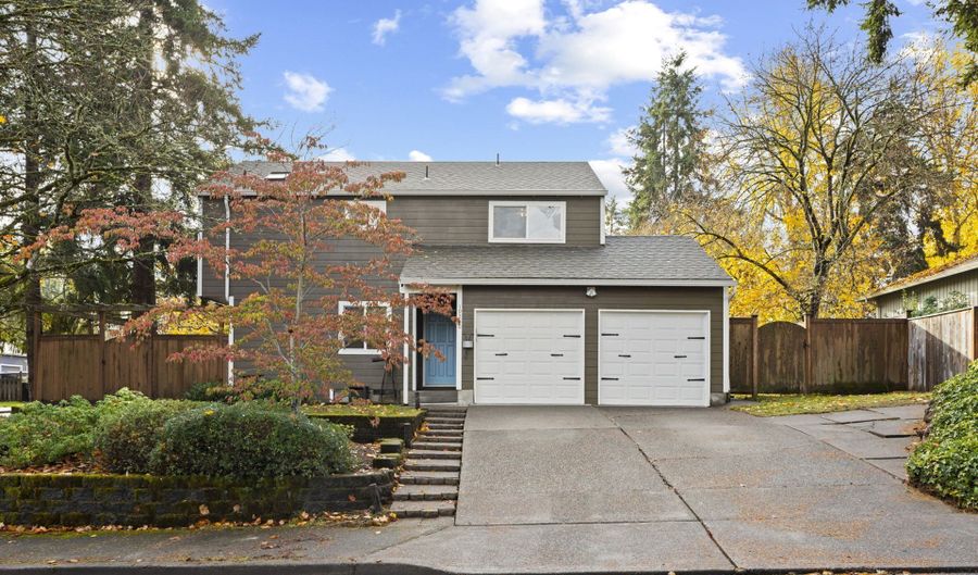 19230 SW PROSPECT Pl, Beaverton, OR 97078 - 3 Beds, 2 Bath