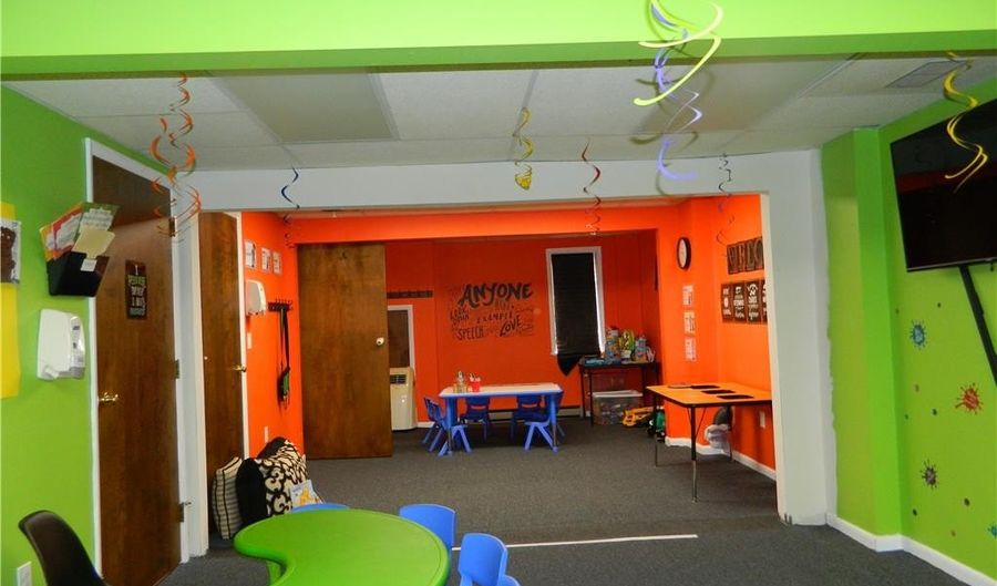 156 W Grn, Allentown, PA 18102 - 0 Beds, 0 Bath