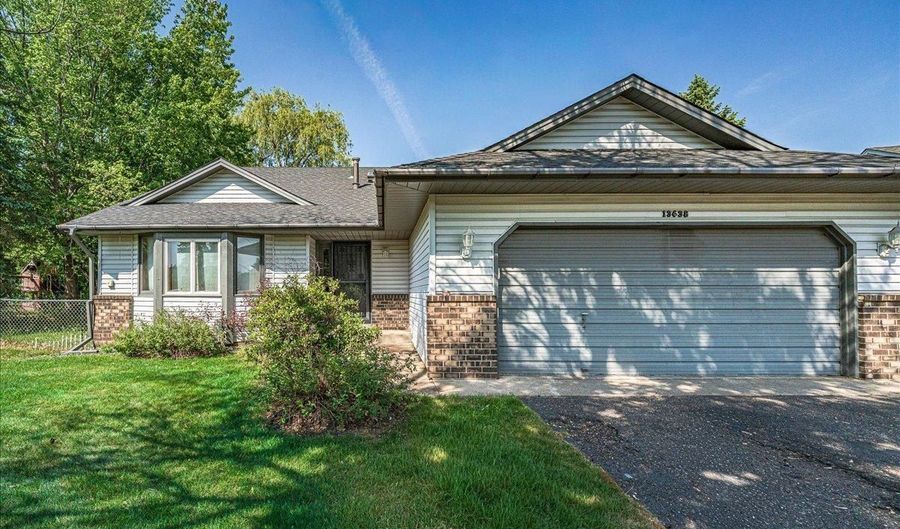 13638 Hidden Creek Dr, Andover, MN 55304 - 4 Beds, 2 Bath