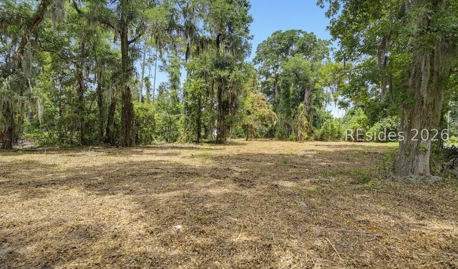 20 Old Jericho Rd, Beaufort, SC 29906 - 0 Beds, 0 Bath