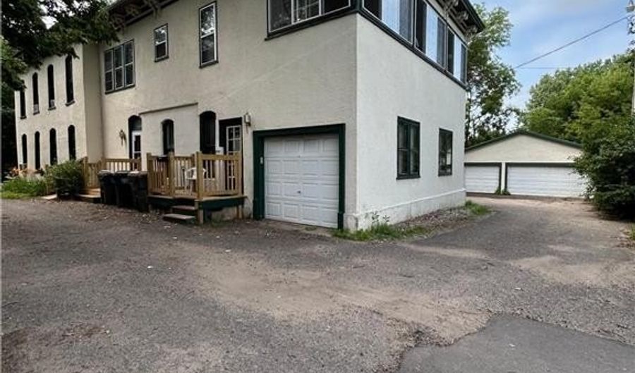 415 7th Ave E, Alexandria, MN 56308 - 12 Beds, 0 Bath