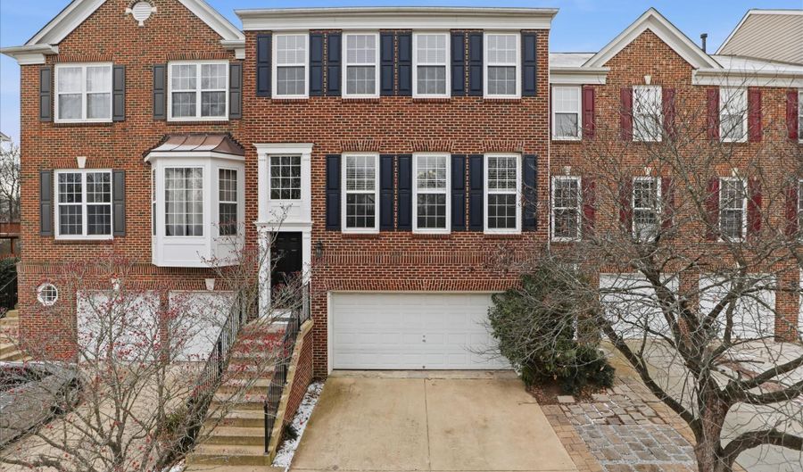 43909 THORNCROFT Ter, Ashburn, VA 20148 - 4 Beds, 4 Bath