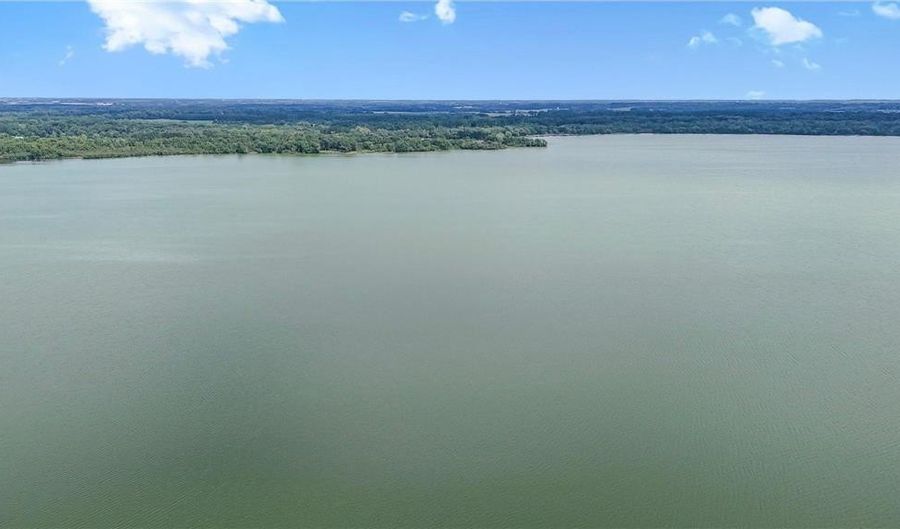 11980 W Lake Rd, Arco, MN 56367 - 2 Beds, 1 Bath