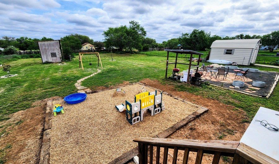 11727 Haven Ests, Adkins, TX 78101 - 4 Beds, 2 Bath