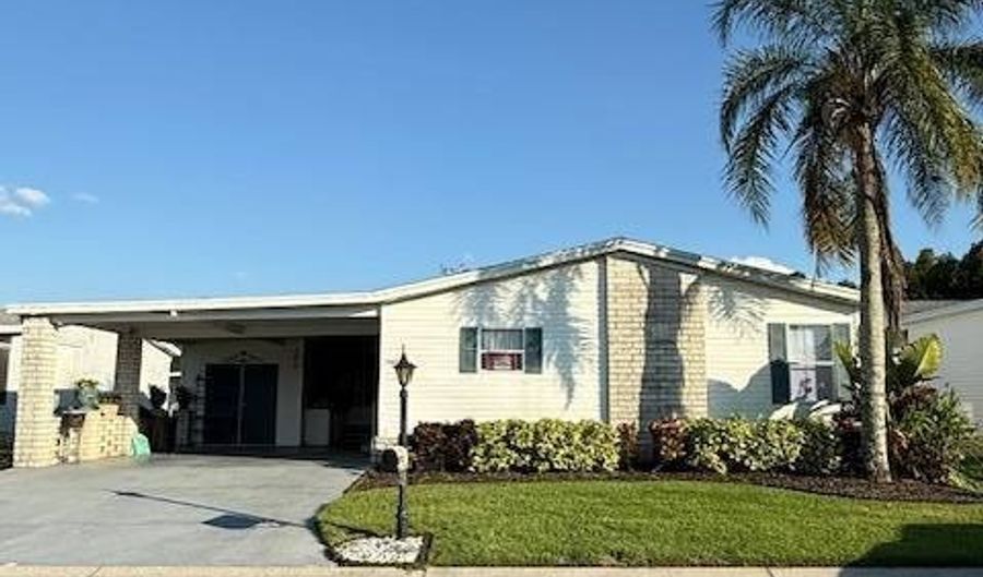 565 Southampton Blvd, Auburndale, FL 33823 - 2 Beds, 2 Bath