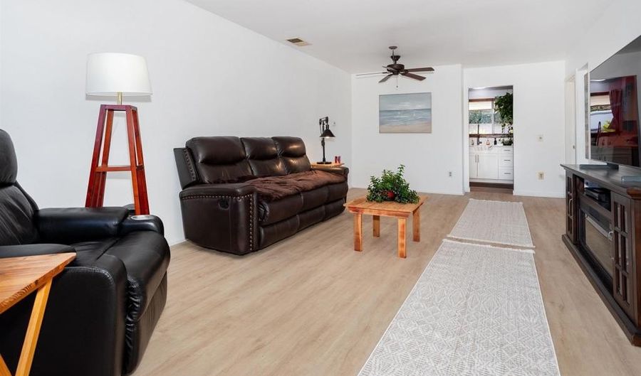 4813 Rising Gln, Oceanside, CA 92056 - 2 Beds, 2 Bath