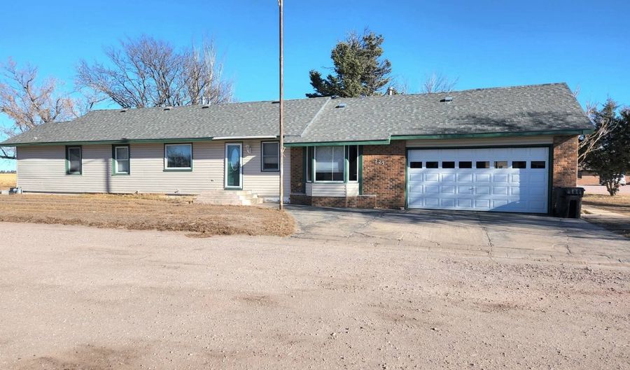 223 Sunset, Alliance, NE 69301 - 3 Beds, 2 Bath