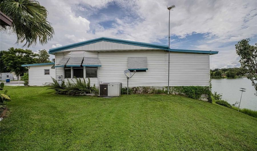 2055 S FLORAL Ave 306, Bartow, FL 33830 - 2 Beds, 2 Bath