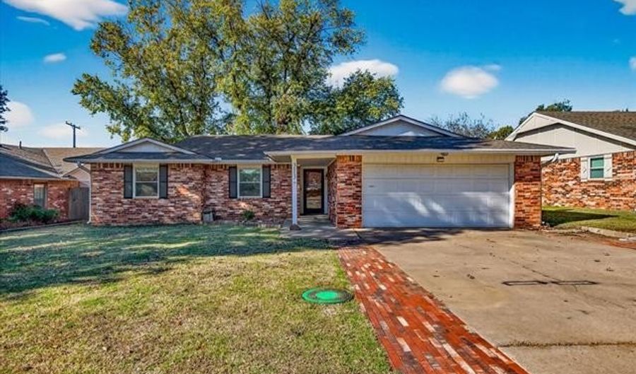 313 S Fenway Pl, Bartlesville, OK 74006 - 3 Beds, 2 Bath