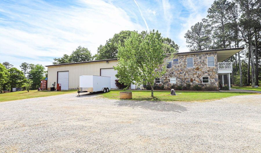 9466 Clarks Mill Rd, Avera, GA 30803 - 5 Beds, 3 Bath