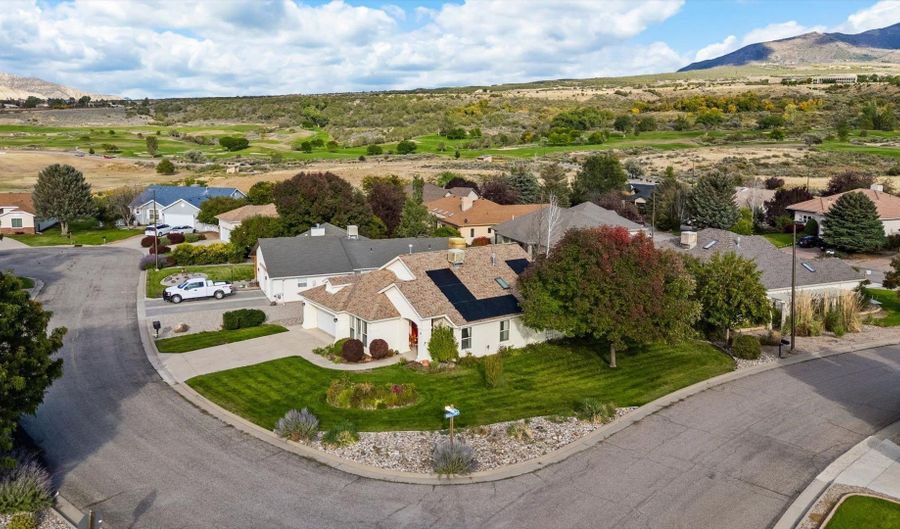 18 Willow Creek Ct, Battlement Mesa, CO 81635 - 3 Beds, 2 Bath