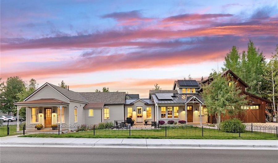 300 E WASHINGTON Ave, Breckenridge, CO 80424 - 5 Beds, 6 Bath