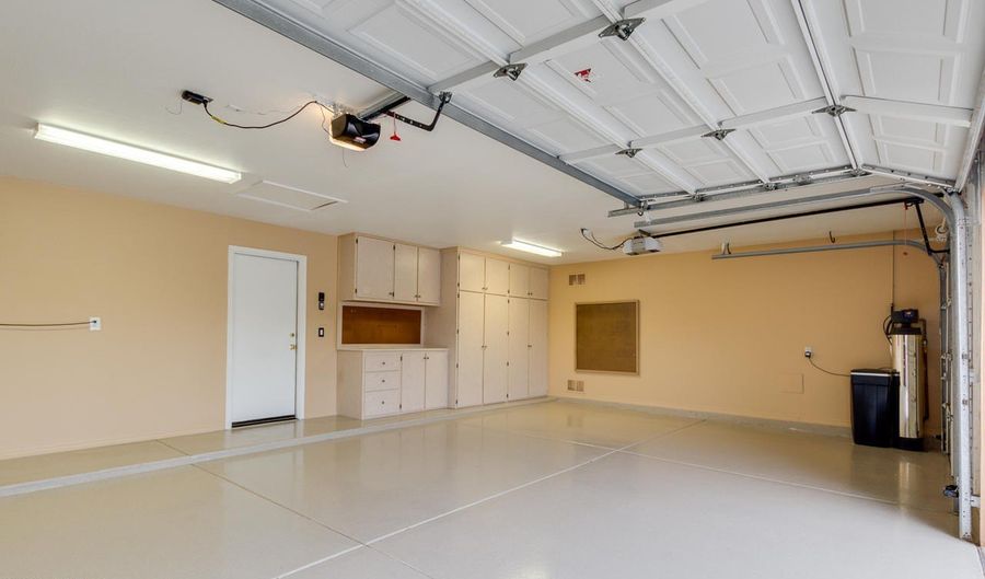 4443 E MORNING VISTA Ln, Cave Creek, AZ 85331 - 5 Beds, 3 Bath